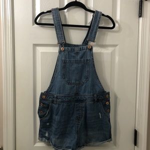 Cute denim overall shorts